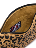 Pouch Pearl con fantasia leopardata in perline