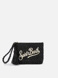 Pouch in rafia intrecciata nera con logo ricamato